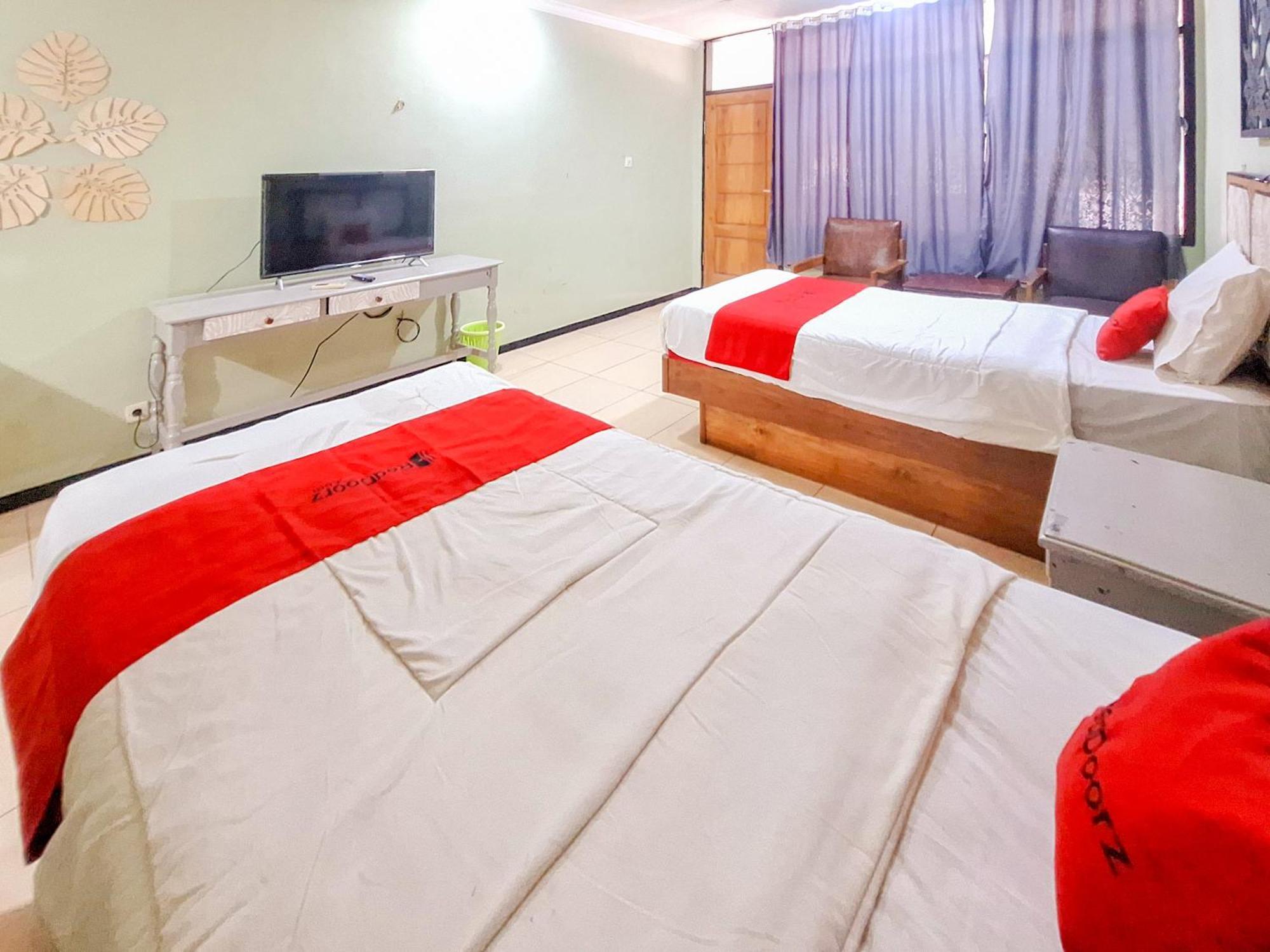 Reddoorz Near Stadion Semeru Lumajang Jawa Timur Exteriér fotografie